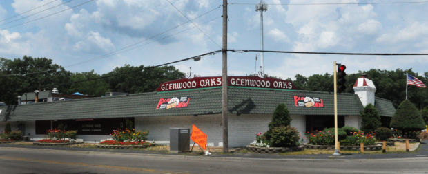 Glenwood Oaks Rib and Chop House
